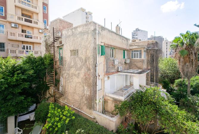 8557402 - Property Image 2