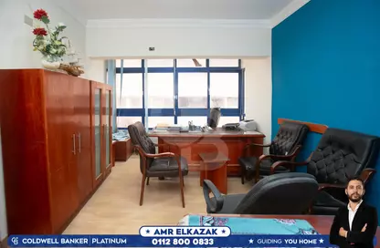 Apartment - 3 Bedrooms - 1 Bathroom for sale in Laurent - Hay Sharq - Alexandria
