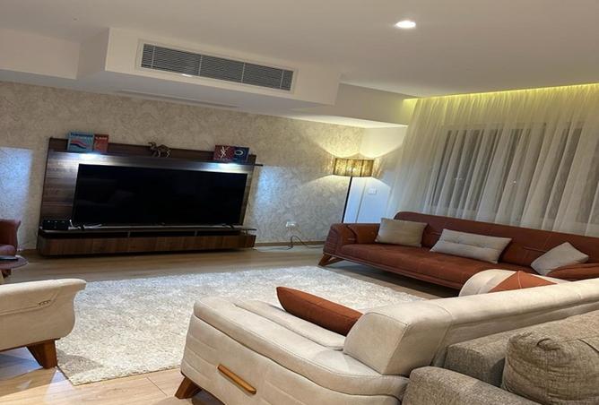 8175609 - Property Image 2