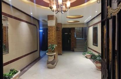 Apartment - 2 Bedrooms - 1 Bathroom for sale in Helmy Hassan Ali St. - 8th Zone - Nasr City - Cairo