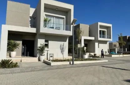 Townhouse - 3 Bedrooms - 3 Bathrooms for sale in New Zayed City - Sheikh Zayed City - Giza