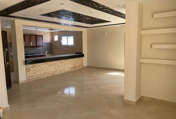 8220502 - Property Image 3