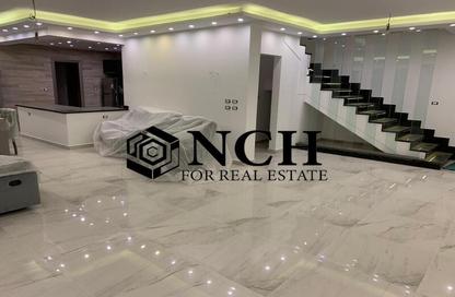 Duplex - 3 Bedrooms - 5 Bathrooms for rent in Eastown - 5th Settlement Compounds - The 5th Settlement - New Cairo City - Cairo