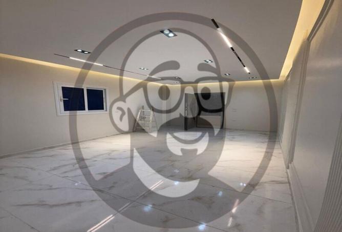 7944685 - Property Image 2