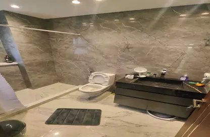 Apartment - 3 Bedrooms - 3 Bathrooms for sale in Al Khamayel city - Sheikh Zayed Compounds - Sheikh Zayed City - Giza