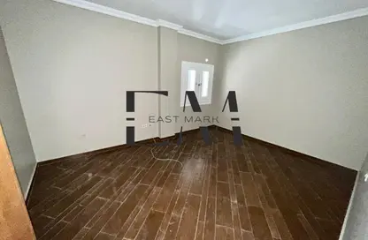 Apartment - 3 Bedrooms - 3 Bathrooms for rent in El Yasmeen 4 - El Yasmeen - New Cairo City - Cairo