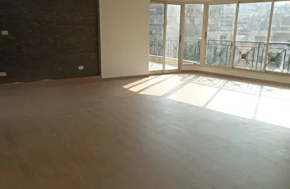 Apartment - 3 Bedrooms - 3 Bathrooms for rent in Omar Ibn Al Khattab St. - Almazah - Heliopolis - Masr El Gedida - Cairo