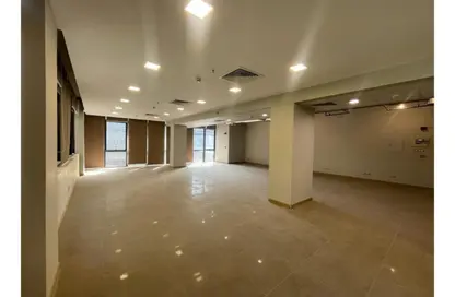 Office Space - Studio - 2 Bathrooms for sale in The Water Way - North Investors Area - New Cairo City - Cairo Office Space - Studio - 2 Bathrooms for sale in The Water Way - North Investors Area - New Cairo City - Cairo