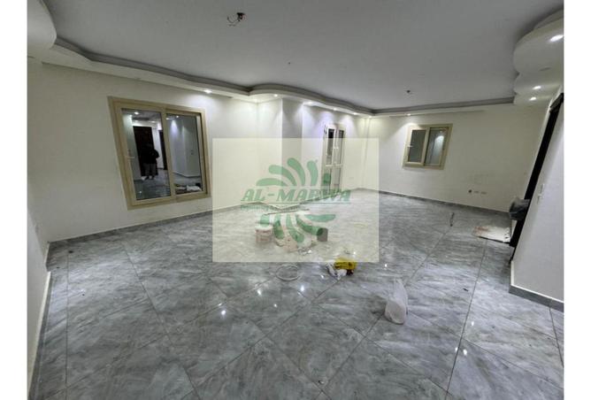 8375754 - Property Image 2