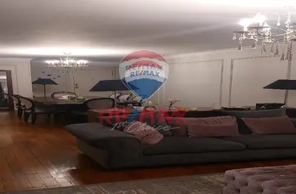 Apartment - 3 Bedrooms - 2 Bathrooms for sale in Lotfy Hassouna St. - Dokki - Giza