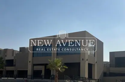 Whole Building - Studio - 1 Bathroom for sale in One Golden Square Mall - The 5th Settlement - New Cairo City - Cairo