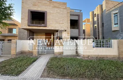 Villa - 3 Bedrooms - 4 Bathrooms for sale in Taj City - 5th Settlement Compounds - The 5th Settlement - New Cairo City - Cairo