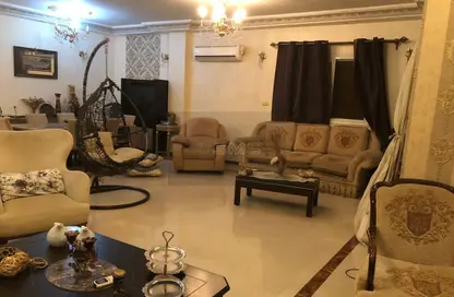 شقة - 3 غرف نوم - 2 حمامات للايجار في المنطقة ب - حى جنوب الاكايمية - مدينة القاهرة الجديدة - القاهرة