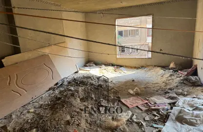 Apartment - 3 Bedrooms - 2 Bathrooms for sale in Al Khalifa Al Radi St. - Al Hadiqah Al Dawliyah - 7th District - Nasr City - Cairo