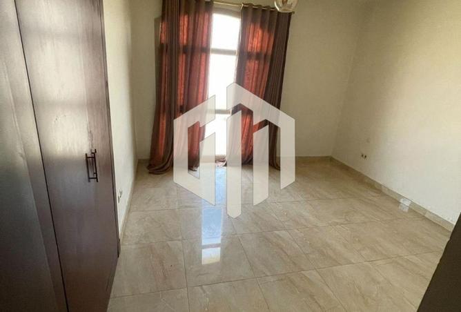 8213082 - Property Image 3