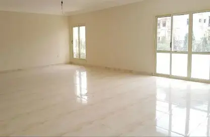 Apartment - 3 Bedrooms - 3 Bathrooms for sale in Obour City - Qalyubia