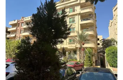 Apartment - 2 Bedrooms - 1 Bathroom for sale in El Banafseg Apartment Buildings - El Banafseg - New Cairo City - Cairo