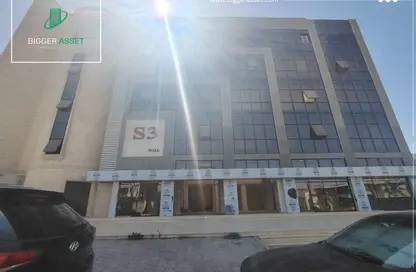 مساحات مكتبية - استوديو - 2 حمامات للايجار في محور مصطفي كامل - التجمع الاول - مدينة القاهرة الجديدة - القاهرة