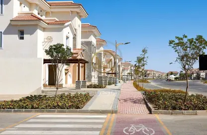 Townhouse - 3 Bedrooms - 4 Bathrooms for sale in Al Maqsad - New Capital Compounds - New Capital City - Cairo