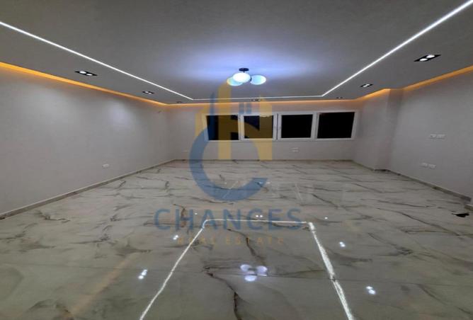 8445329 - Property Main Image