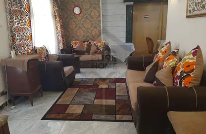 شقة - 3 غرف نوم - 1 حمام للايجار في شارع بورسعيد - الإبراهيمية - حي وسط - الاسكندرية