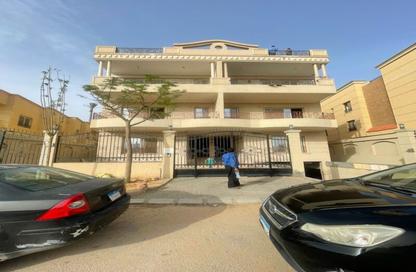 دوبلكس - 3 غرف نوم - 2 حمامات للبيع في ميدان النادي - المجاورة الثالثة - الحي الرابع غرب - مدينة الشروق - القاهرة