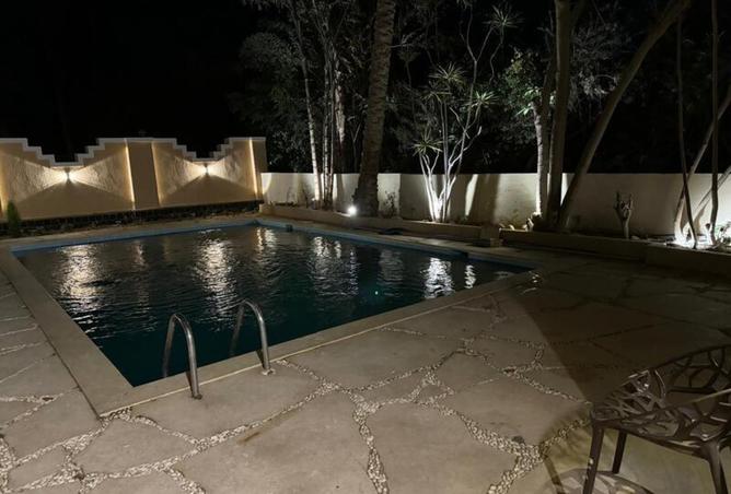 8200092 - Property Image 2