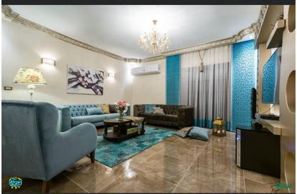 Apartment - 3 Bedrooms - 2 Bathrooms for rent in Doctor Yassin Abdel Ghaffar St. - Area C - Ganoob El Acadimia - New Cairo City - Cairo