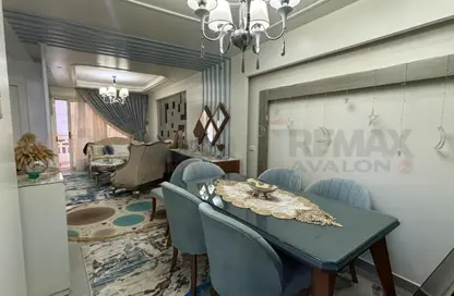 Apartment - 2 Bedrooms - 1 Bathroom for sale in Mahmoud Al Essawy St. - Miami - Hay Awal El Montazah - Alexandria