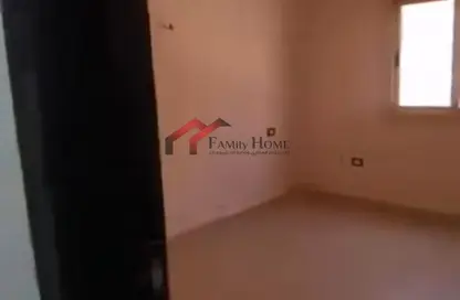 Apartment - 3 Bedrooms - 1 Bathroom for rent in Street 4 - Al Waha City - 10th District - Nasr City - Cairo