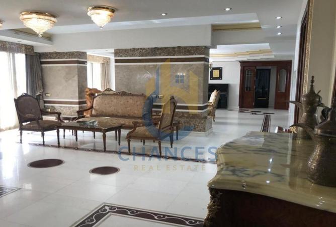 7948092 - Property Image 2
