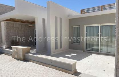 Chalet - 3 Bedrooms - 3 Bathrooms for sale in Seashore - Ras Al Hekma - North Coast