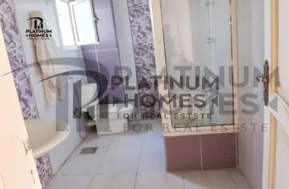 Apartment - 3 Bedrooms - 3 Bathrooms for sale in Ali Hiba St. - Sidi Beshr - Hay Awal El Montazah - Alexandria