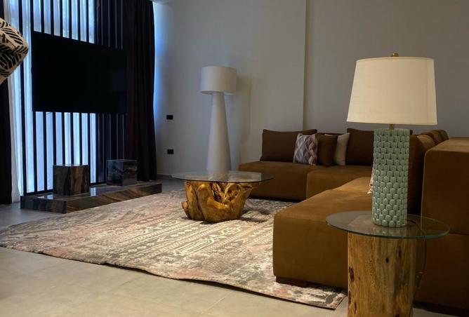 8218615 - Property Image 3