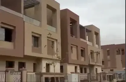 Apartment - 4 Bedrooms - 4 Bathrooms for sale in District 5 - 5th Settlement Compounds - The 5th Settlement - New Cairo City - Cairo