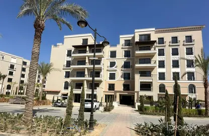 Apartment - 3 Bedrooms - 3 Bathrooms for sale in Village West - Sheikh Zayed Compounds - Sheikh Zayed City - Giza