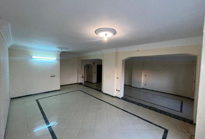 8277994 - Property Main Image