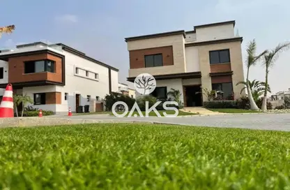 Villa - 3 Bedrooms - 2 Bathrooms for sale in Azzar - 5th Settlement Compounds - The 5th Settlement - New Cairo City - Cairo