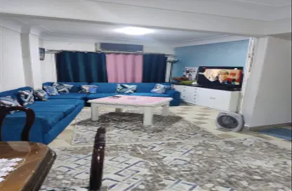شقة - 3 غرف نوم - 1 حمام للايجار في شارع المساحه - الدقي - الجيزة