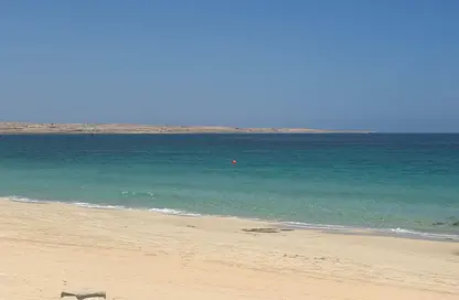 شاليه - 2 غرف نوم - 2 حمامات للبيع في رملة ليك سايد - قسم الضبعة - الساحل الشمالي