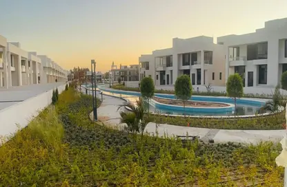 Villa - 4 Bedrooms - 4 Bathrooms for sale in Lake West - Sheikh Zayed Compounds - Sheikh Zayed City - Giza