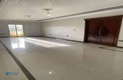 شقة - 4 غرف نوم - 3 حمامات للايجار في شارع محمد رحيم - الياسمين 3 - الياسمين - مدينة القاهرة الجديدة - القاهرة