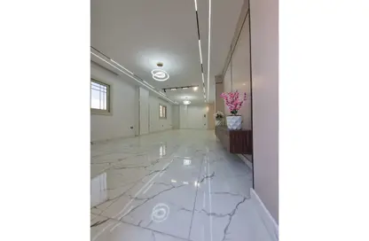 شقة - 3 غرف نوم - 2 حمامات للبيع في حدائق الاهرام - الجيزة