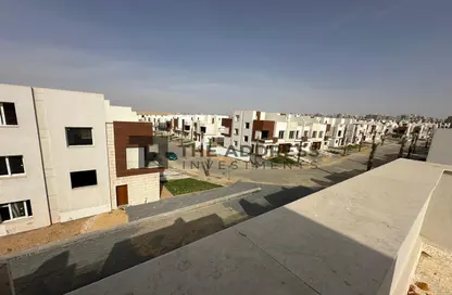 تاون هاوس - 5 غرف نوم - 4 حمامات للبيع في ازار 2 - كمبوندات التجمع الخامس - التجمع الخامس - مدينة القاهرة الجديدة - القاهرة
