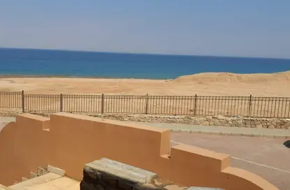 منزل مزدوج - 3 غرف نوم - 3 حمامات للبيع في لافيستا توباز - لافيستا - العين السخنة - السويس