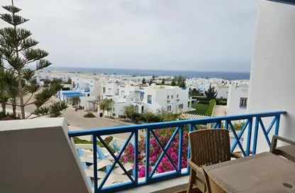 Chalet - 3 Bedrooms - 2 Bathrooms for rent in Mountain View - Ras Al Hekma - North Coast