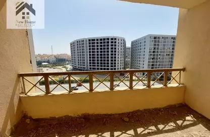 شقة - 3 غرف نوم - 3 حمامات للبيع في الطريق الدائري - القاهرة