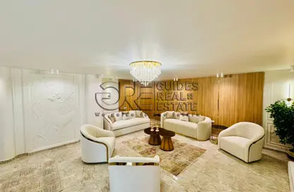 Apartment - 3 Bedrooms - 3 Bathrooms for rent in Abdel Moneim Riad St. - Mohandessin - Giza