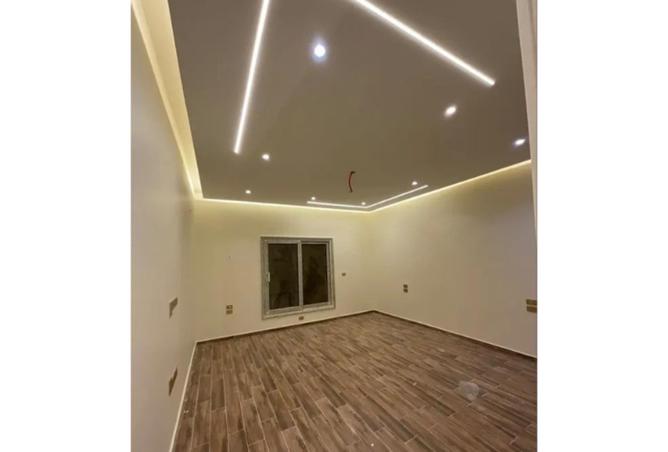 8390048 - Property Image 3