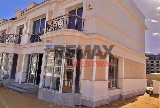 8562307 - Property Image 2